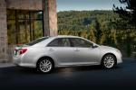 Toyota Camry XLE 2012 года